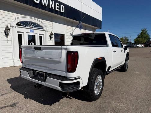 Summit White 2023 GMC Sierra 2500 Denali