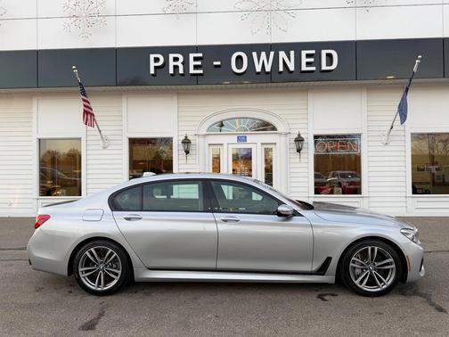 2019 BMW 750 i xDrive