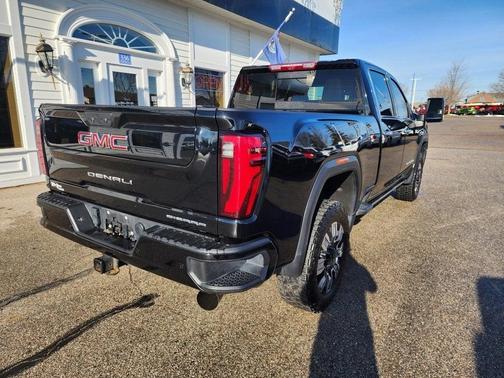 2024 GMC Sierra 2500 Denali