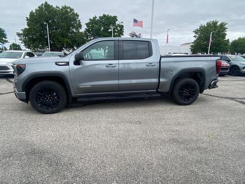 2025 GMC Sierra 1500 Elevation