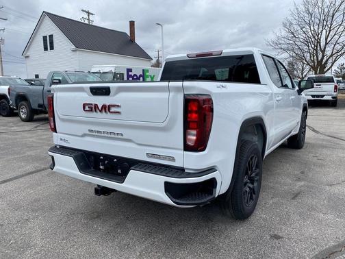 2025 GMC Sierra 1500 Elevation