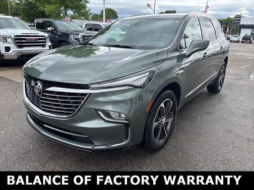 2022 Buick Enclave Essence