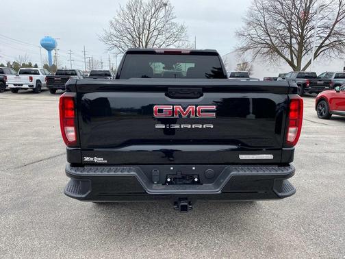2025 GMC Sierra 1500 Elevation