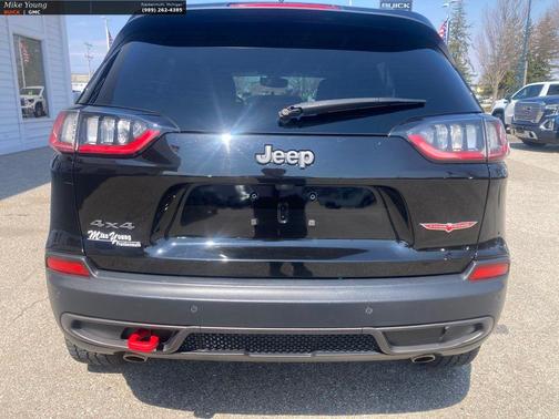 Black 2020 Jeep Cherokee Trailhawk