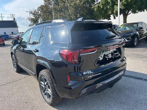 2026 GMC Terrain AWD AT4