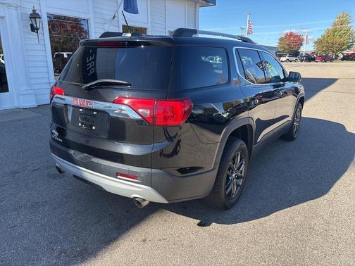 2017 GMC Acadia SLT-1