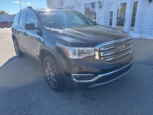 2017 GMC Acadia SLT-1