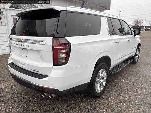 Summit White 2023 Chevrolet Suburban Premier