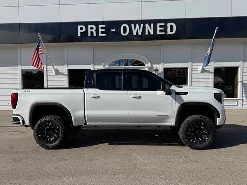 2022 GMC Sierra 1500 Elevation