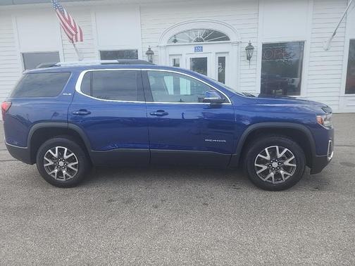 2023 GMC Acadia SLE