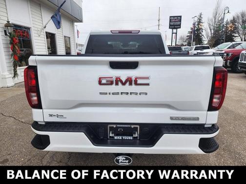 2025 GMC Sierra 1500 Elevation