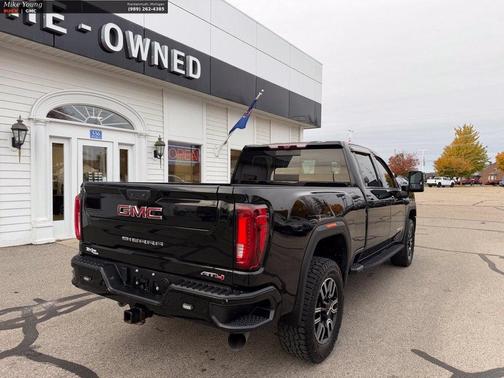 Onyx Black 2021 GMC Sierra 2500 AT4