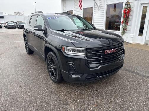 2023 GMC Acadia SLE