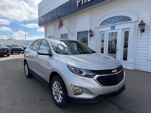 Silver Ice Metallic 2020 Chevrolet Equinox 2LT