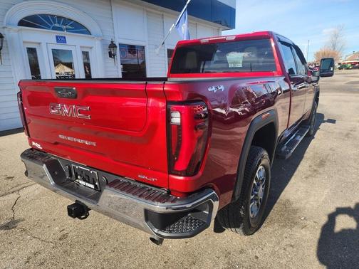 2025 GMC Sierra 2500 SLT