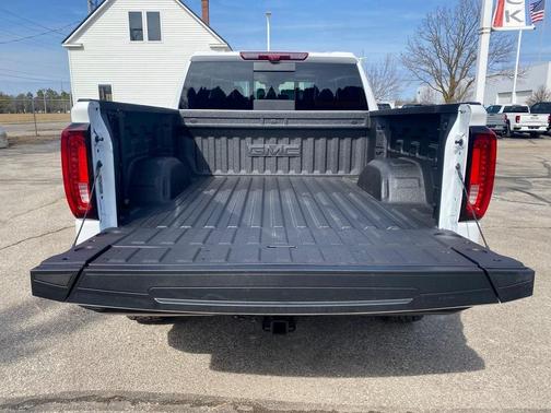 2025 GMC Sierra 1500 AT4X