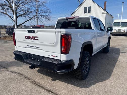2025 GMC Sierra 1500 AT4X