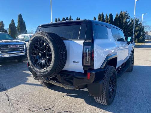 2025 GMC HUMMER EV SUV 2X