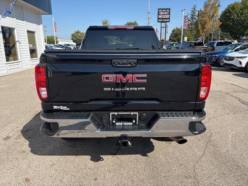 2022 GMC Sierra 2500 Pro