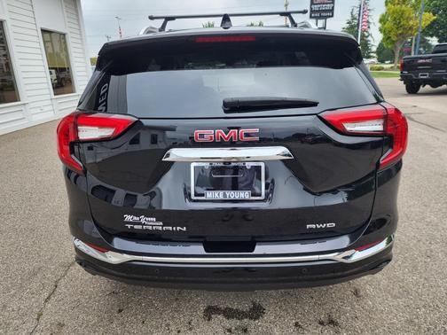 2022 GMC Terrain Denali