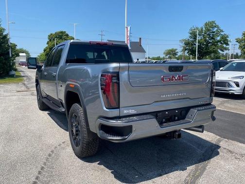 2025 GMC Sierra 2500 AT4