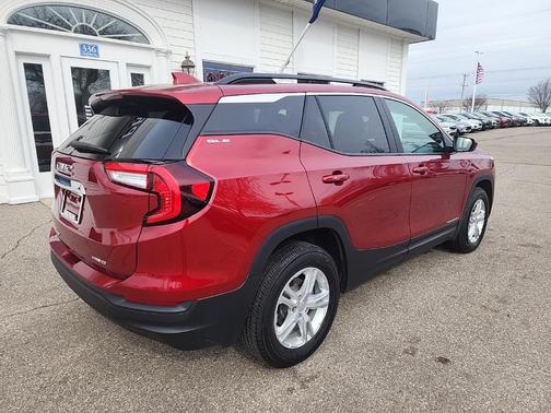 2023 GMC Terrain SLE