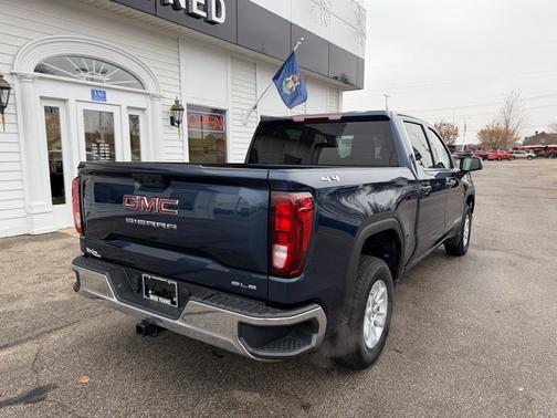 2023 GMC Sierra 1500 SLE