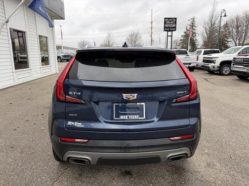 2020 Cadillac XT4 Premium Luxury