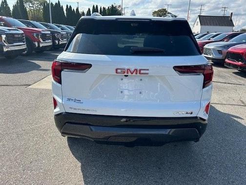 2026 GMC Terrain AWD AT4