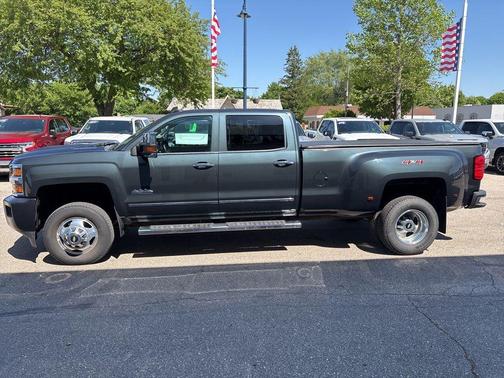 Graphite Metallic 2018 Chevrolet Silverado 3500 High Country