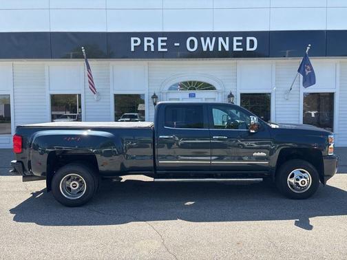 Graphite Metallic 2018 Chevrolet Silverado 3500 High Country