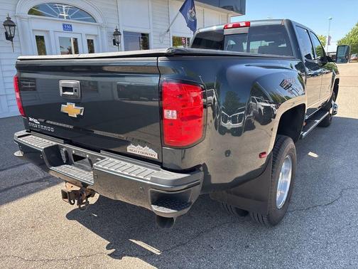 Graphite Metallic 2018 Chevrolet Silverado 3500 High Country