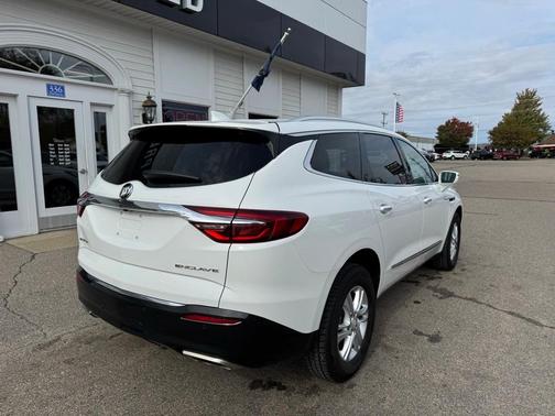 2018 Buick Enclave Essence