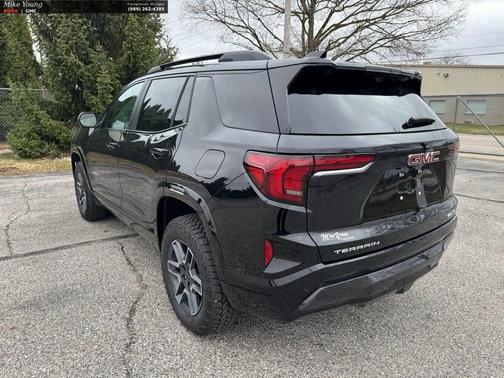 Ebony Twilight Metallic 2026 GMC Terrain AT4
