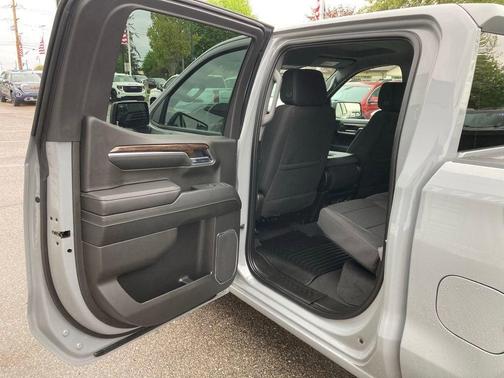 Gray 2024 GMC Sierra 1500 Elevation
