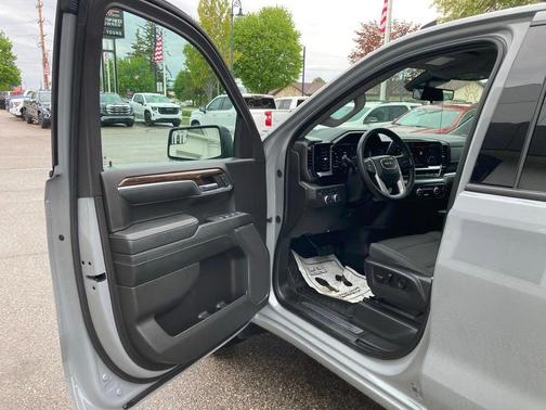 Gray 2024 GMC Sierra 1500 Elevation