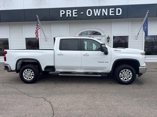 2024 Chevrolet Silverado 2500 LT