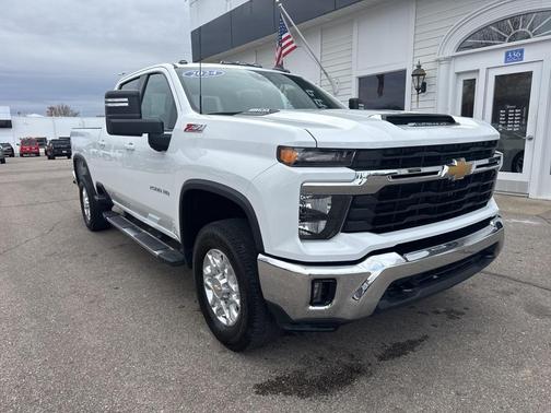 2024 Chevrolet Silverado 2500 LT