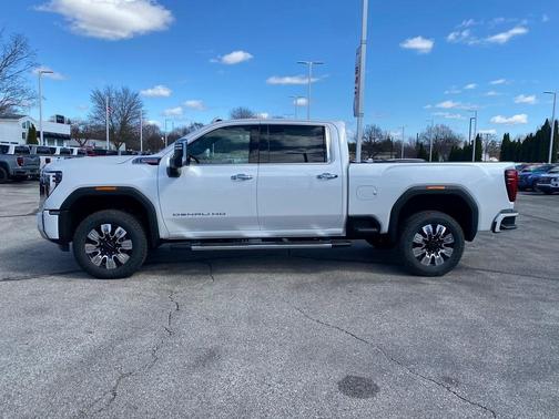2025 GMC Sierra 2500 Denali