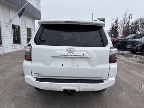 2024 Toyota 4Runner SR5 Premium