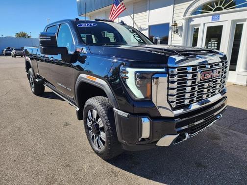 2024 GMC Sierra 2500 Denali