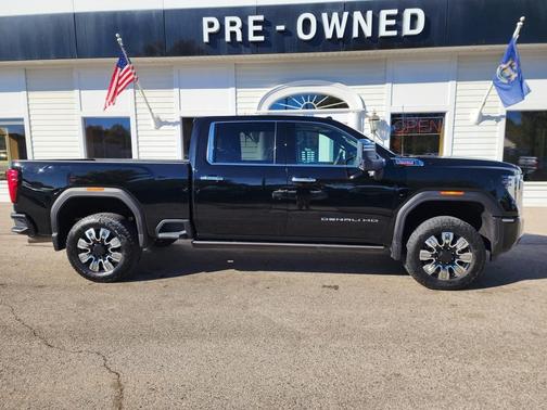 2024 GMC Sierra 2500 Denali