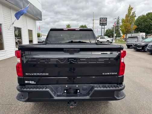 2023 Chevrolet Silverado 1500 Custom Trail Boss