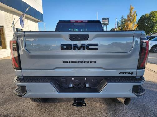2025 GMC Sierra 2500 AT4