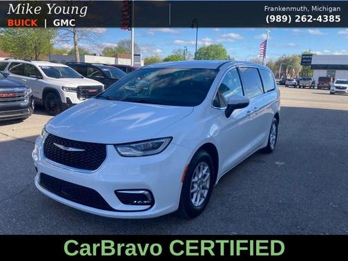 Black 2023 Chrysler Pacifica Touring-L
