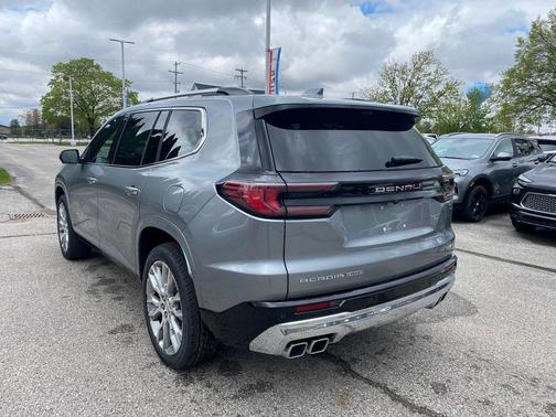 2025 GMC Acadia Denali