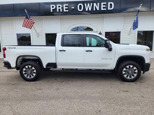 2023 Chevrolet Silverado 2500 Custom
