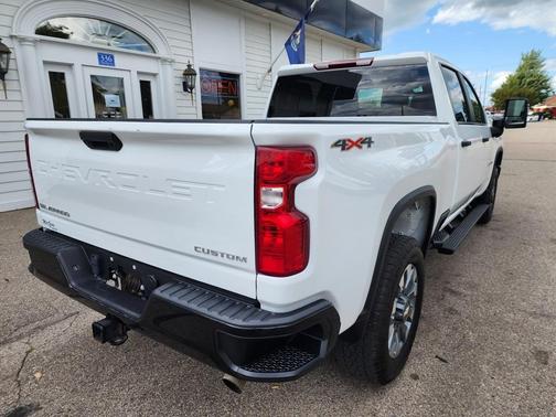2023 Chevrolet Silverado 2500 Custom