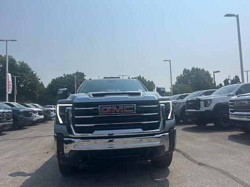 2025 GMC Sierra 2500 SLT