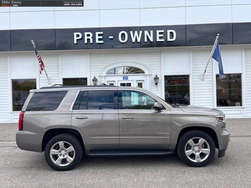 Pepperdust Metallic 2018 Chevrolet Tahoe LS